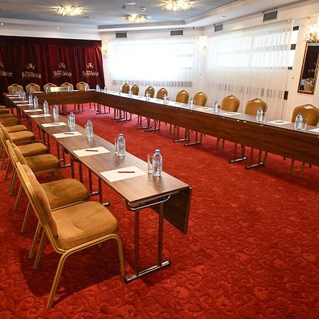 Stone Bridge Hotel Skopje Zewnętrze zdjęcie
