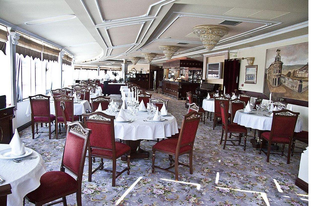 Stone Bridge Hotel Skopje Zewnętrze zdjęcie